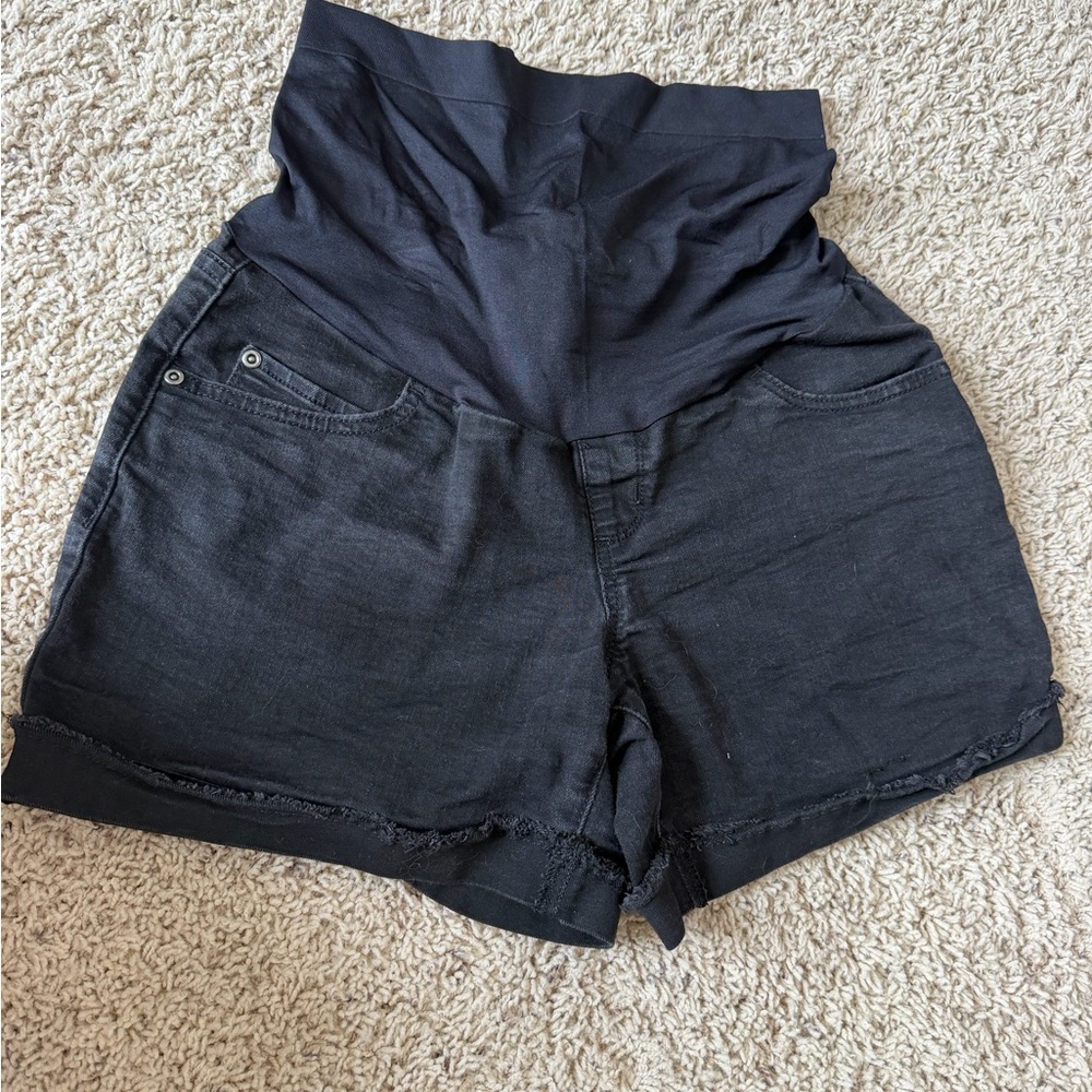 Sonoma Women's Maternity Black Shorts